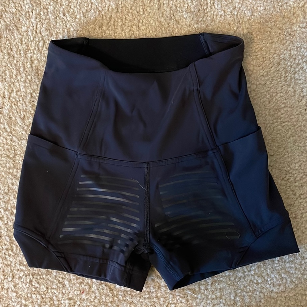 Lululemon spandex shorts